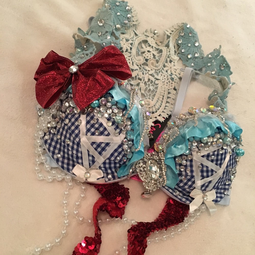 Dorothy Rave Costume